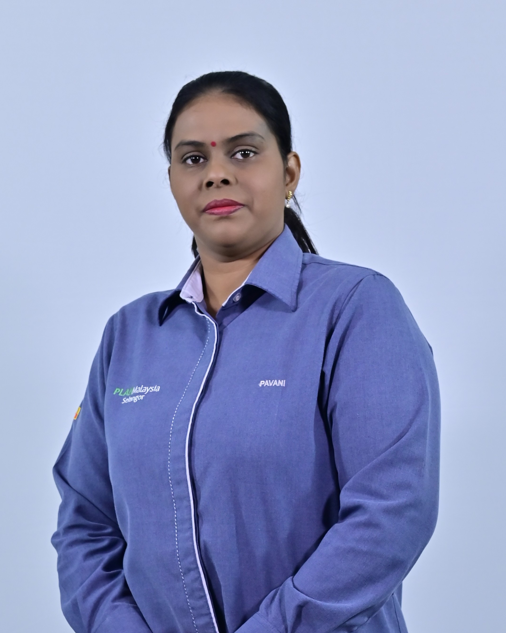 Staff Photo PAVANI A/P ELLAMALLAI