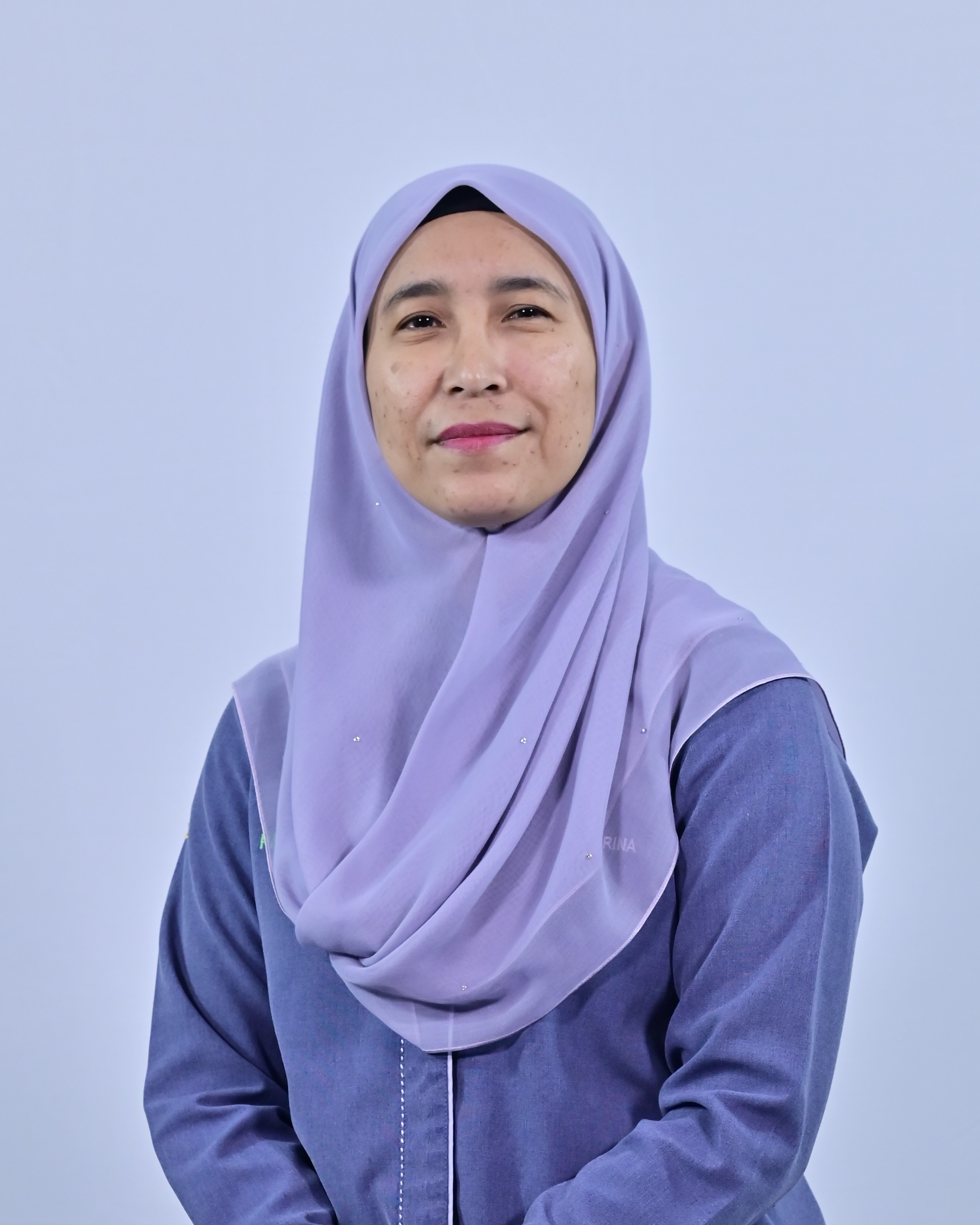 Staff Photo SALFARINA BINTI SALLEH